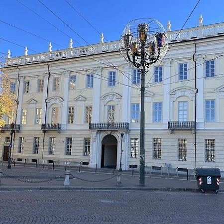 Corte Des Ambrois By Apartments To Art Турин Екстер'єр фото